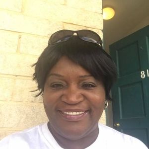 Meet your Posher, Valerie